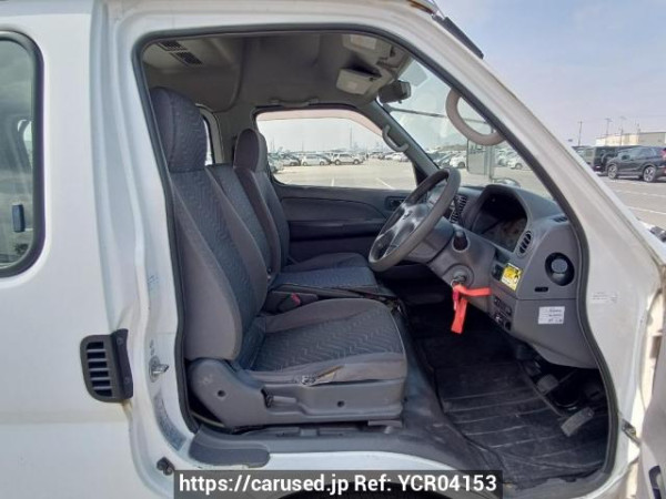 Used 2004 AT nissan caravan-bus DWGE25 Image[16]