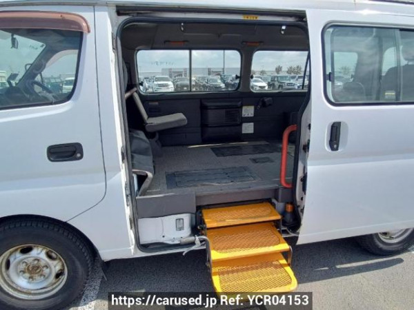 Used 2004 AT nissan caravan-bus DWGE25 Image[18]