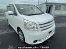 Toyota Noah ZRR75G