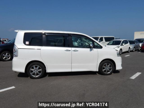 Used 2009 AT toyota voxy ZRR70W Image[7]