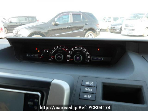 Used 2009 AT toyota voxy ZRR70W Image[25]