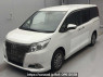 Used 2017 AT toyota esquire ZRR80G Image[0]