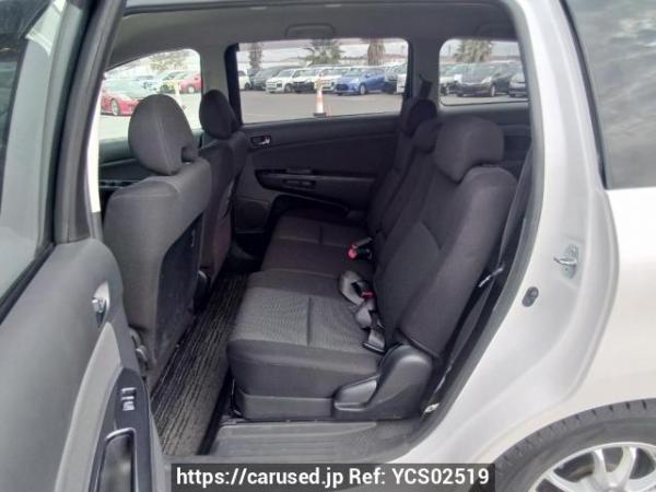 Used 2004 AT toyota wish ZNE10G Image[16]