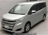 Used 2018 AT toyota noah ZWR80G Image[0]