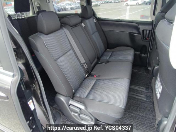 Used 2015 AT toyota noah ZRR80W Image[14]