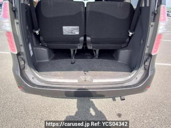 Used 2010 AT toyota noah ZRR75G Image[8]