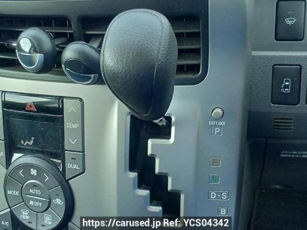 Used 2010 AT toyota noah ZRR75G Image[25]