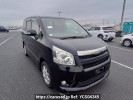Toyota Noah ZRR75W