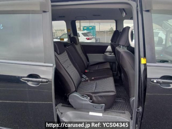 Used 2007 AT toyota noah ZRR75W Image[14]