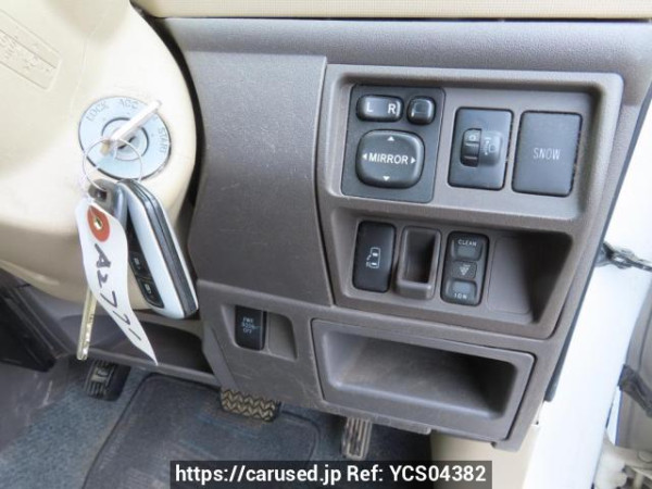 Used 2006 AT toyota sienta NCP81G Image[33]