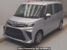 Toyota Roomy M900A
