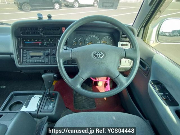 Used 2004 AT toyota regiusace-van TRH102V Image[18]