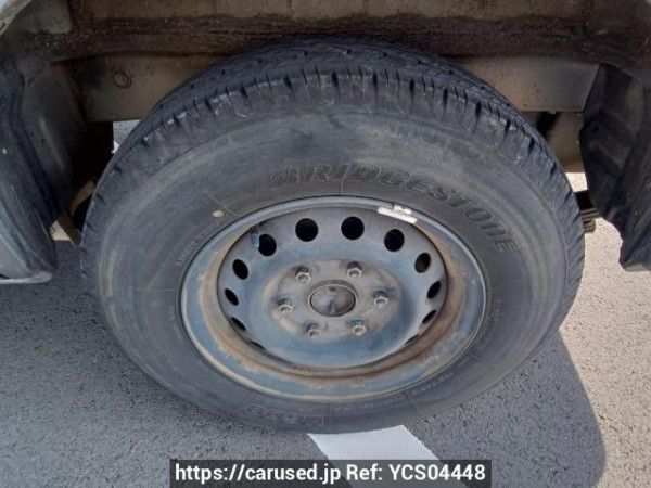 Used 2004 AT toyota regiusace-van TRH102V Image[29]