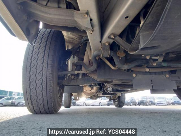 Used 2004 AT toyota regiusace-van TRH102V Image[30]