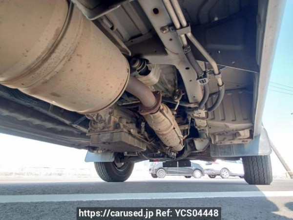 Used 2004 AT toyota regiusace-van TRH102V Image[35]