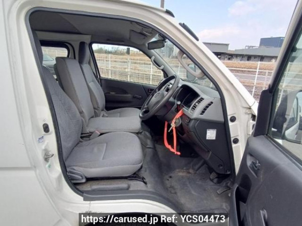 Used 2006 AT toyota hiace-van KDH205V Image[13]