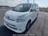 Used 2009 AT toyota voxy ZRR70W Image[2]