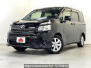Toyota Voxy DBA-ZRR70G
