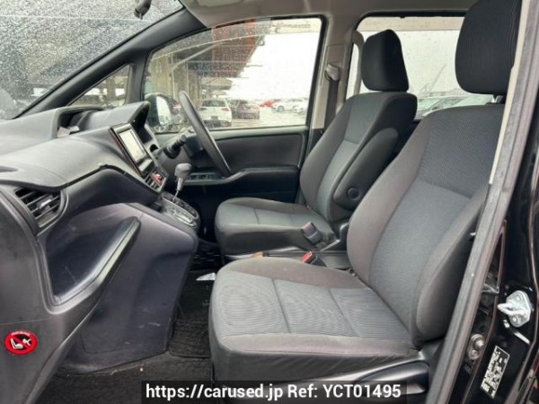 Used 2015 AT toyota noah ZRR80G Image[14]