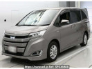 Toyota Noah ZWR80G