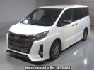 Toyota Noah ZWR80W