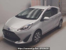 Toyota Aqua NHP10