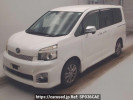 Toyota Voxy ZRR70W