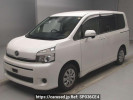 Toyota Voxy ZRR70G