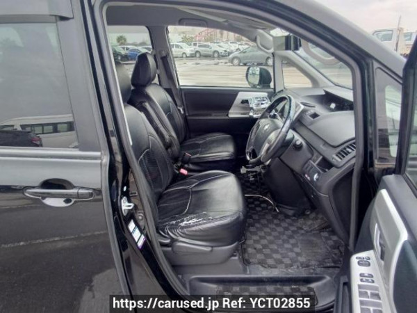 Used 2013 AT toyota noah ZRR75G Image[12]