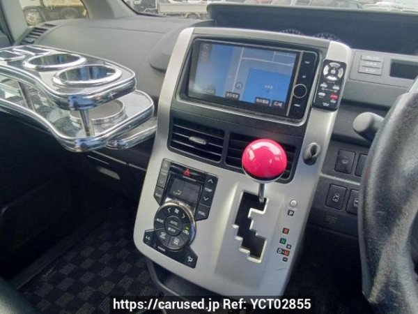 Used 2013 AT toyota noah ZRR75G Image[23]