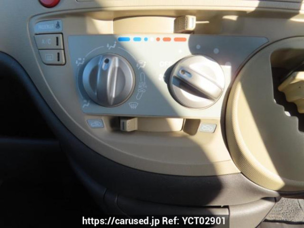 Used 2004 AT toyota sienta NCP81G Image[32]