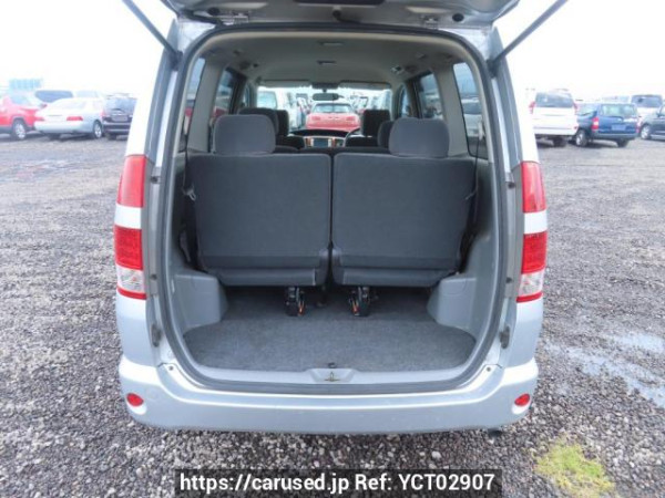 Used 2005 AT toyota noah AZR60G Image[8]