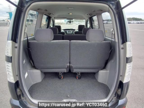 Used 2004 AT toyota voxy AZR60G Image[8]