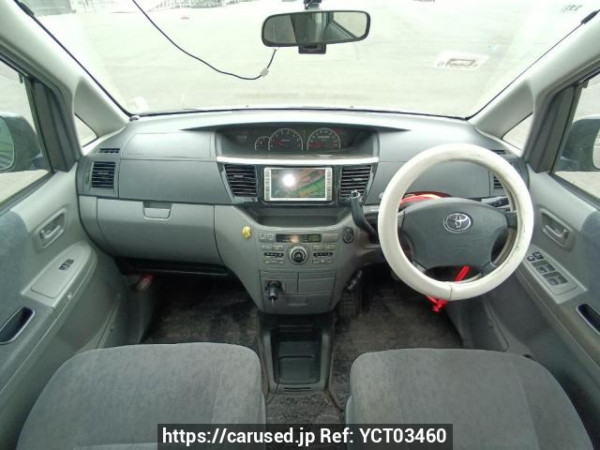 Used 2004 AT toyota voxy AZR60G Image[18]