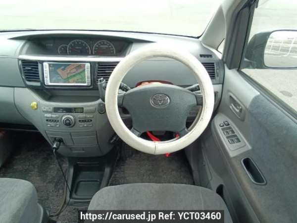 Used 2004 AT toyota voxy AZR60G Image[20]