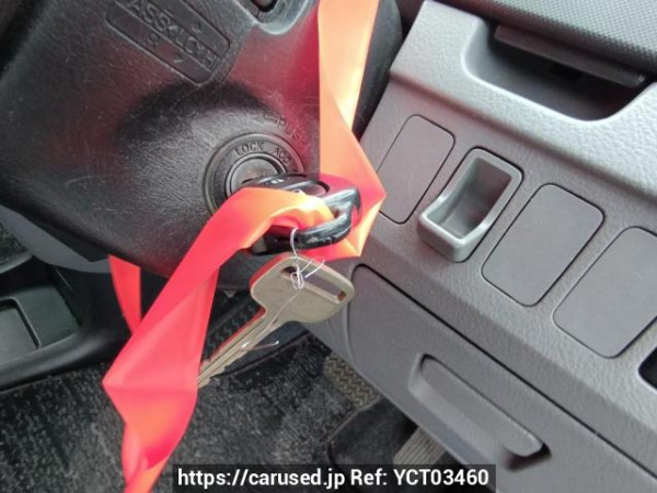 Used 2004 AT toyota voxy AZR60G Image[26]