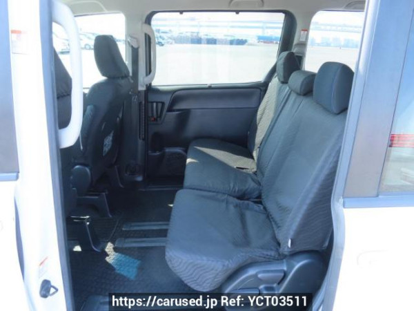Used 2015 AT toyota noah ZRR80G Image[19]
