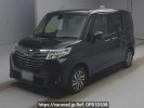 Toyota Roomy M900A