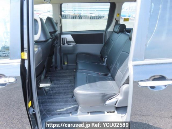 Used 2009 AT toyota voxy ZRR70W Image[19]
