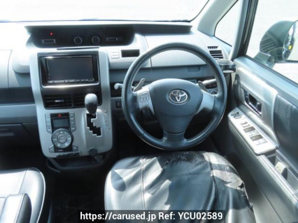 Used 2009 AT toyota voxy ZRR70W Image[25]