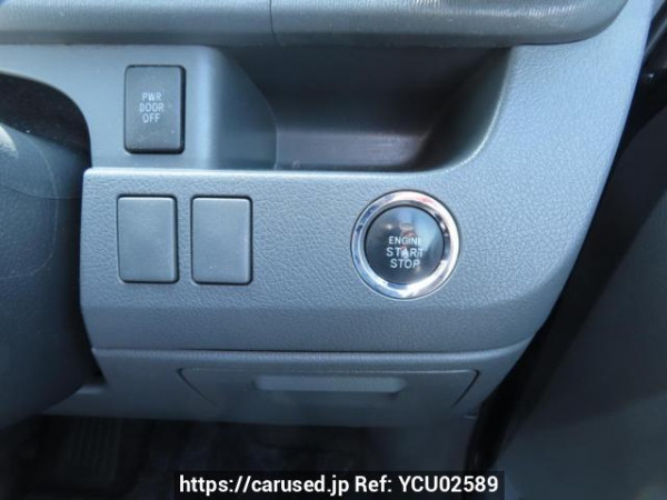 Used 2009 AT toyota voxy ZRR70W Image[31]