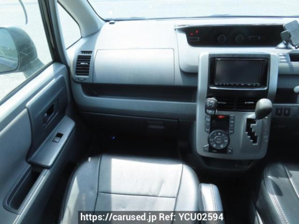 Used 2009 AT toyota noah ZRR70G Image[23]