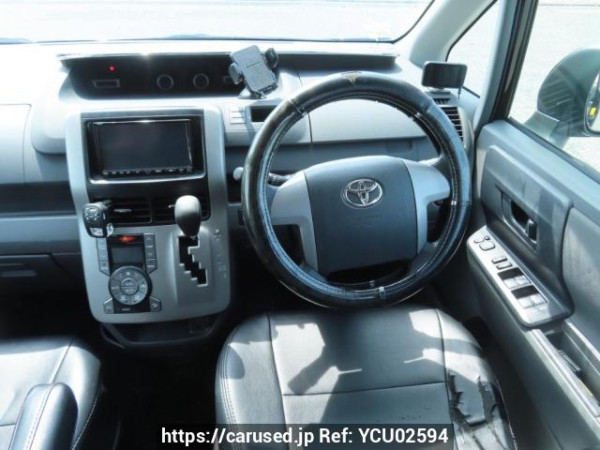 Used 2009 AT toyota noah ZRR70G Image[25]