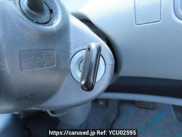 Used 2001 AT toyota fun-cargo NCP20 Image[25]