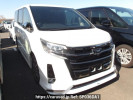 Toyota Noah ZRR85W