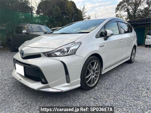 Buy Used 2015 Toyota Prius alpha ZVW41W (SP036E7A) - Carused.jp