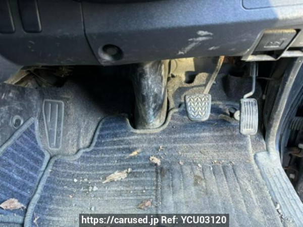 Used 2005 AT toyota regiusace-van KDH205V Image[10]