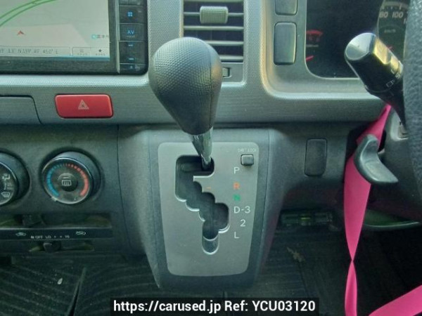 Used 2005 AT toyota regiusace-van KDH205V Image[24]