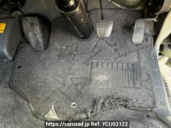 Used 2004 AT toyota hiace-van TRH112V Image[12]