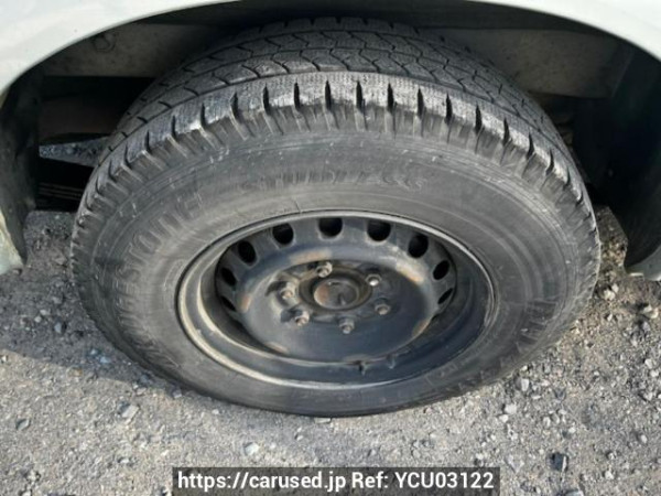 Used 2004 AT toyota hiace-van TRH112V Image[18]